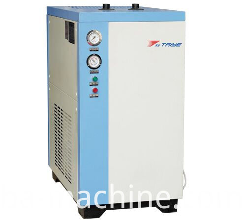 ボトルブローイングマシン4 Bottle Blowing Machine4